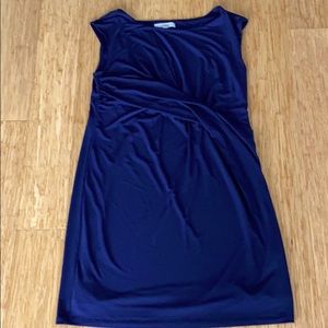 Sleeveless navy dress